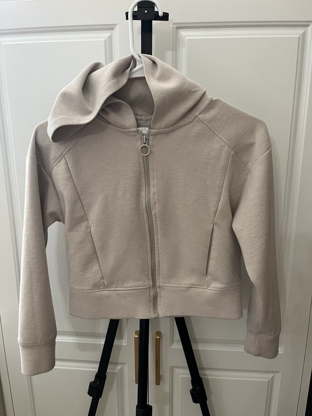Girls Beige Yogalicious Zip Front Hoodie Pockets Soft Size Medium